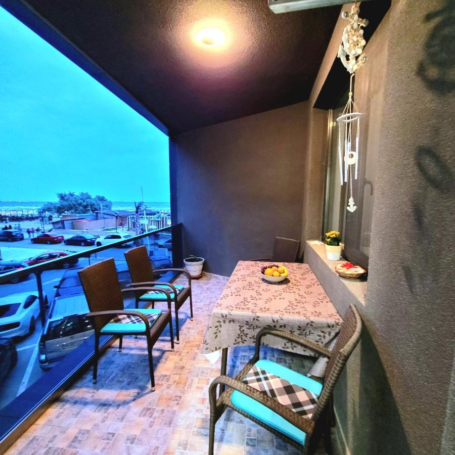 Zen Garden Apartament De Lux Nou Pe Malul Marii Констанца Экстерьер фото