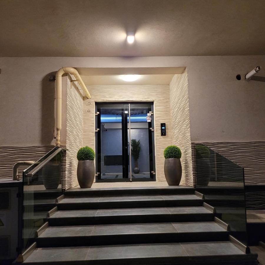 Zen Garden Apartament De Lux Nou Pe Malul Marii Констанца Экстерьер фото